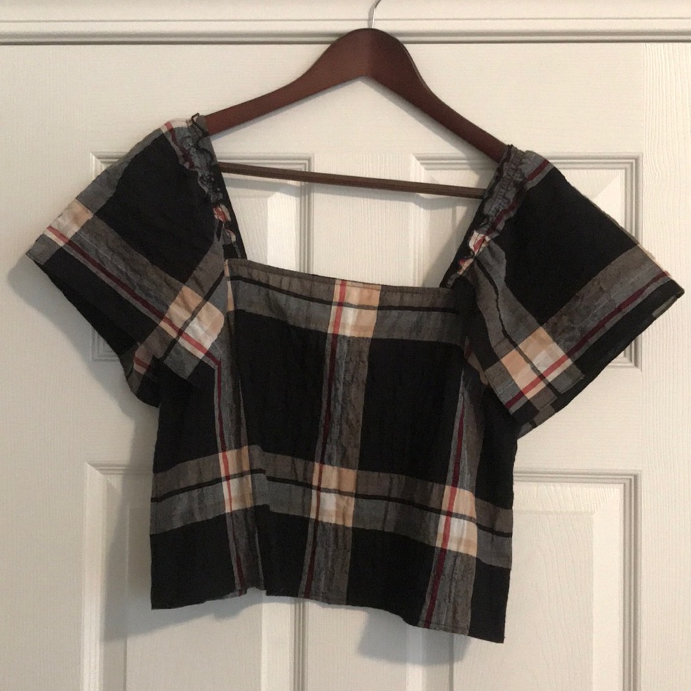 Club Monaco Cropped Flutter Top